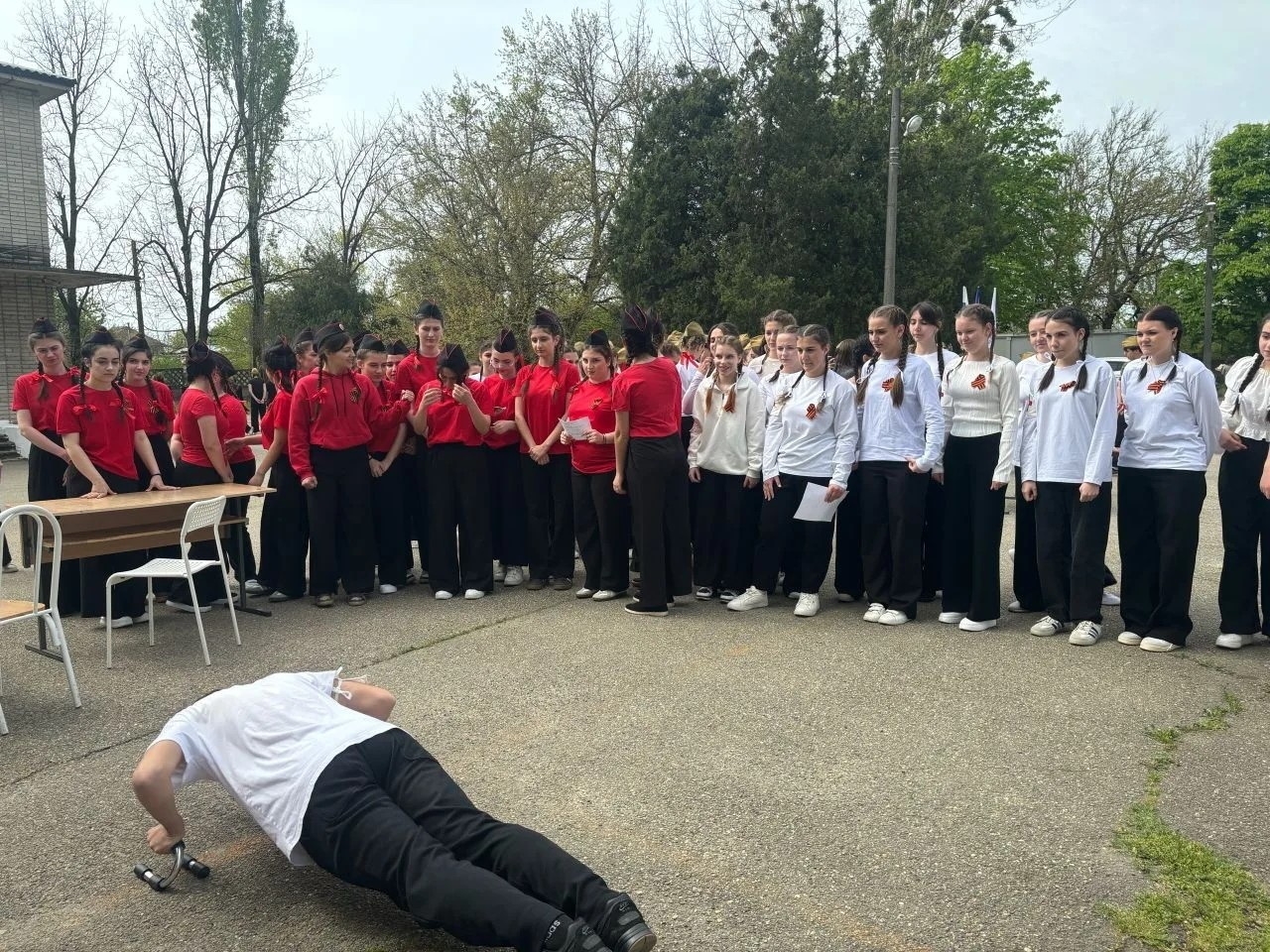 4